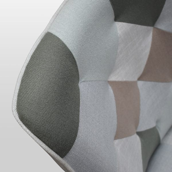 Poltrona patchwork moderna in velluto con poggiapiedi